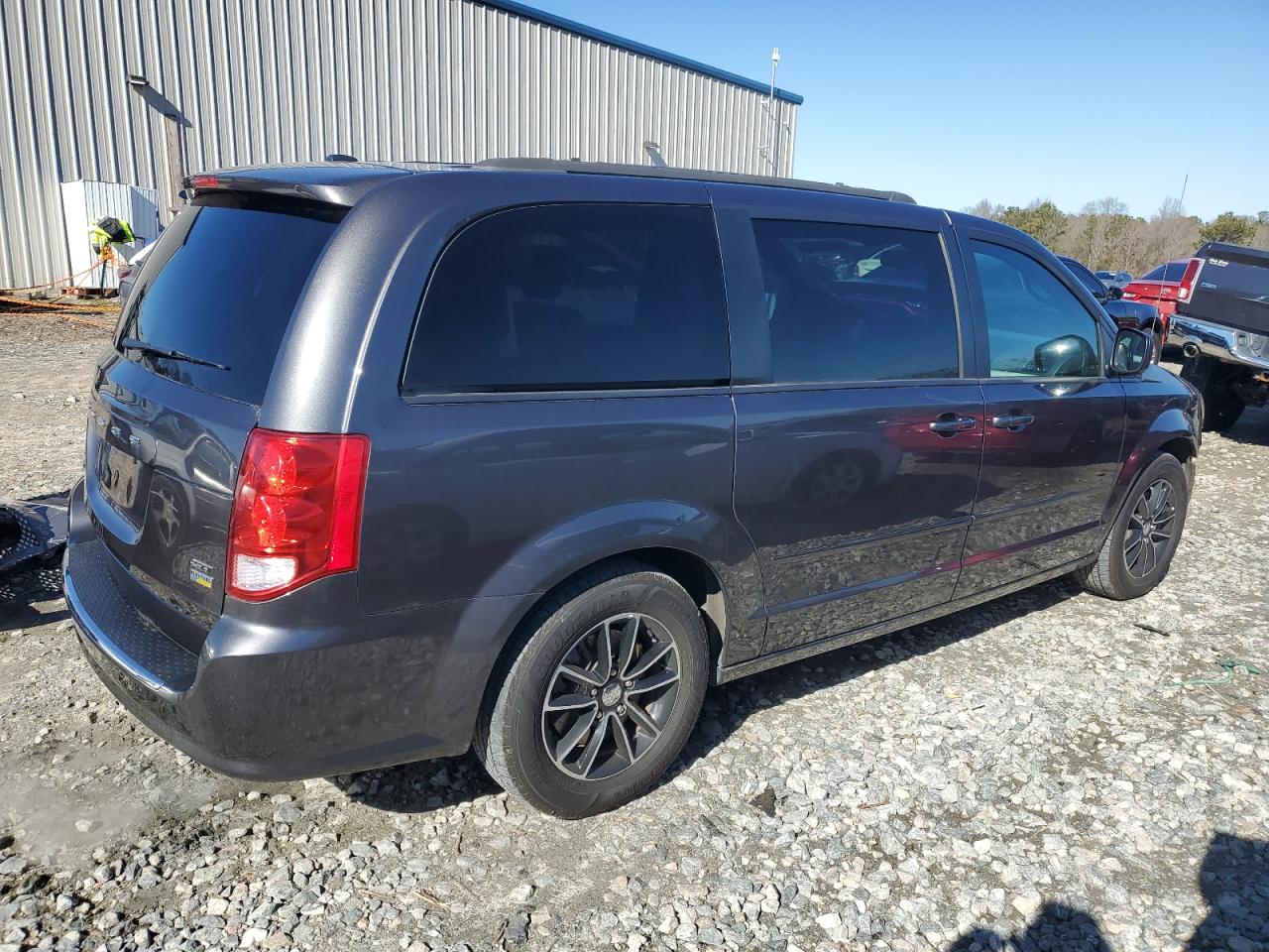 2017 Dodge Caravan VIN 2C4RDGEG5HR714895 Copart auction photo, front end damage thumbnail 3