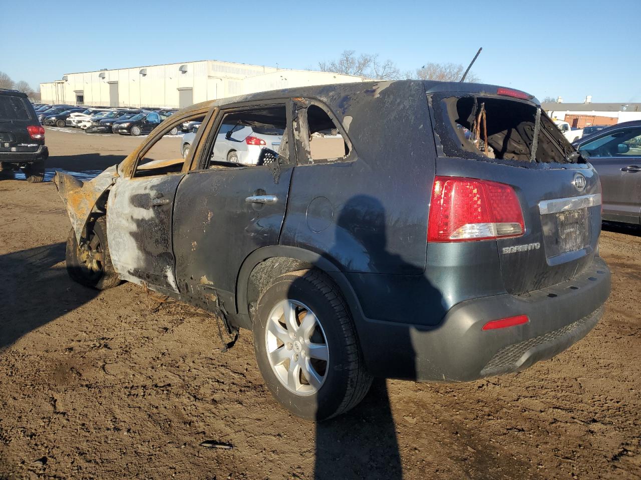 2011 KIA Sorento VIN 5XYKTCA1XBG130180 Copart auction photo, burn damage thumbnail 2