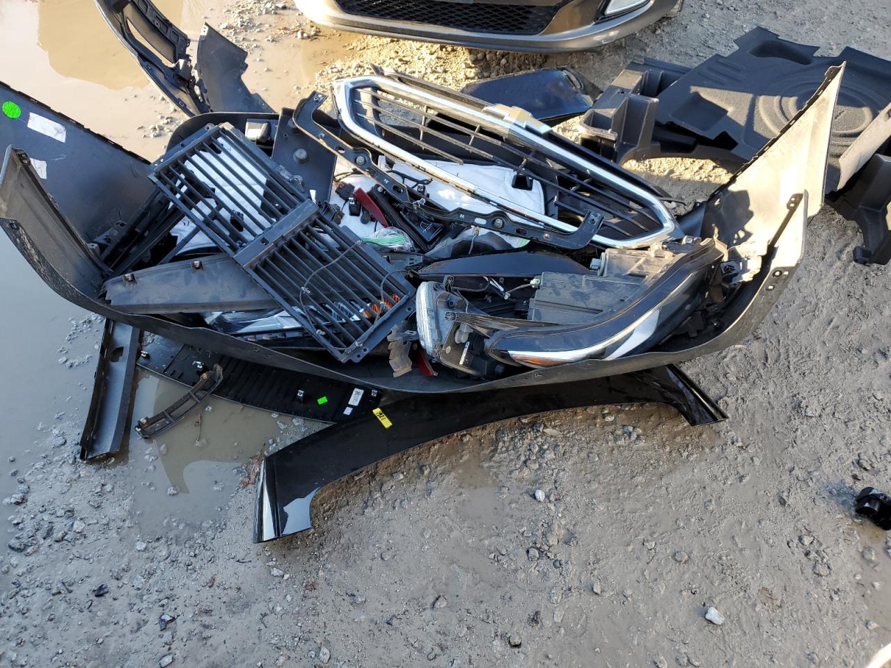 2018 Chevrolet Equinox VIN 2GNAXSEV6J6103956 Copart auction photo, front end damage thumbnail 13
