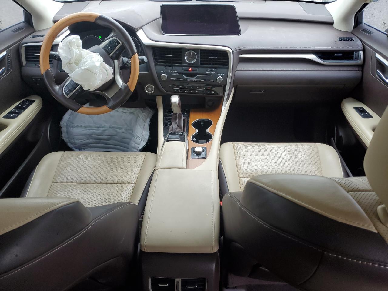 2019 Lexus RX VIN 2T2ZZMCA0KC143978 Copart auction photo, front end / minor dent/scratches damage thumbnail 8