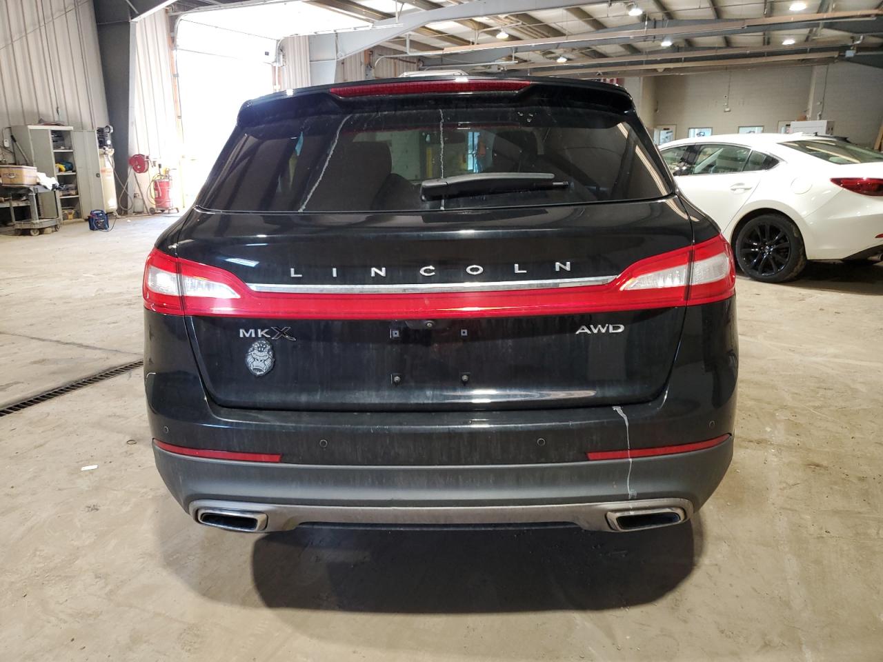 2016 Lincoln MKX VIN 2LMPJ9JR4GBL75721 Copart auction photo, front end damage thumbnail 6