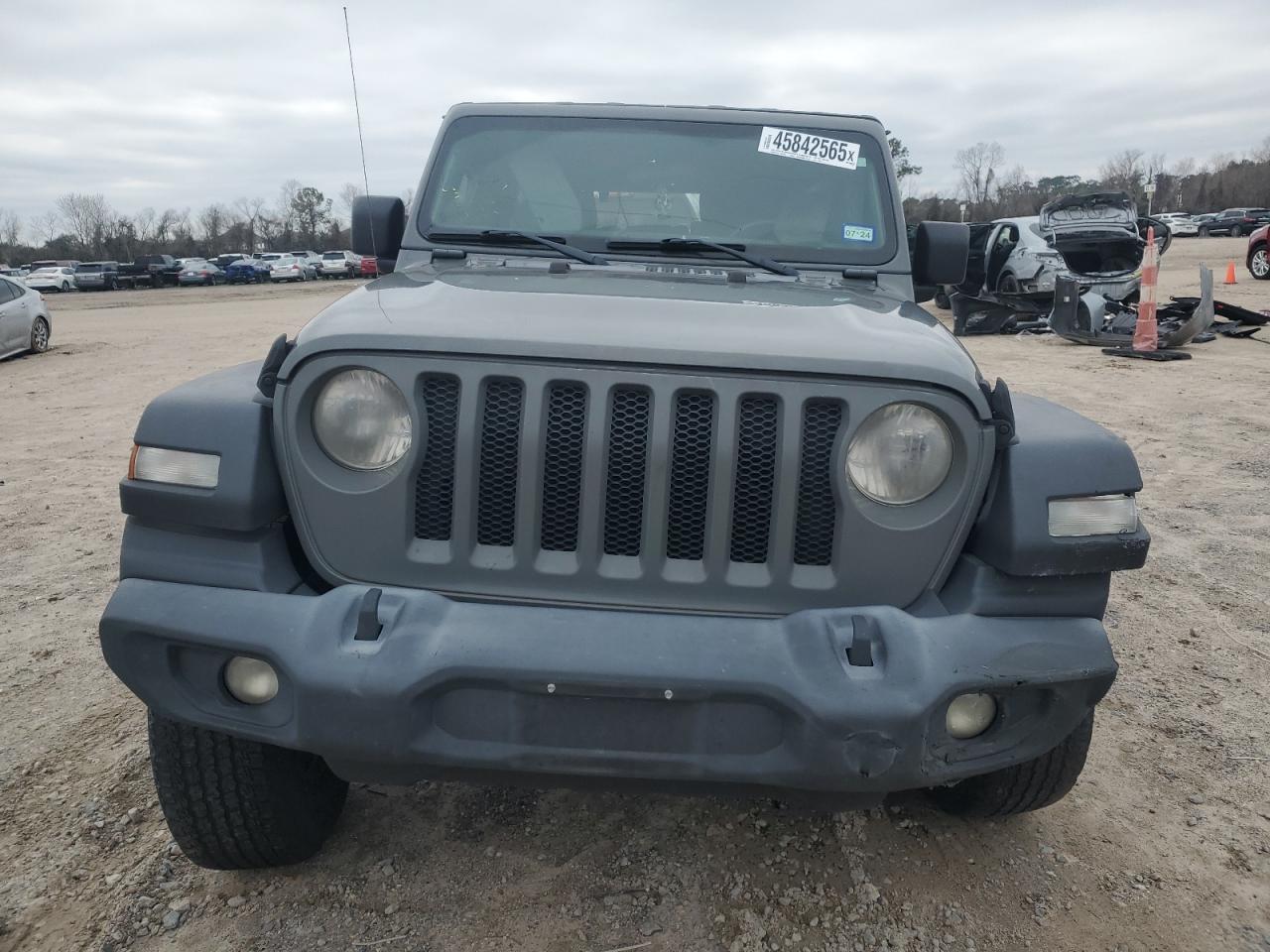 2020 Jeep Wrangler VIN 1C4HJXDG3LW117301 Copart auction photo, rear end / front end damage thumbnail 5