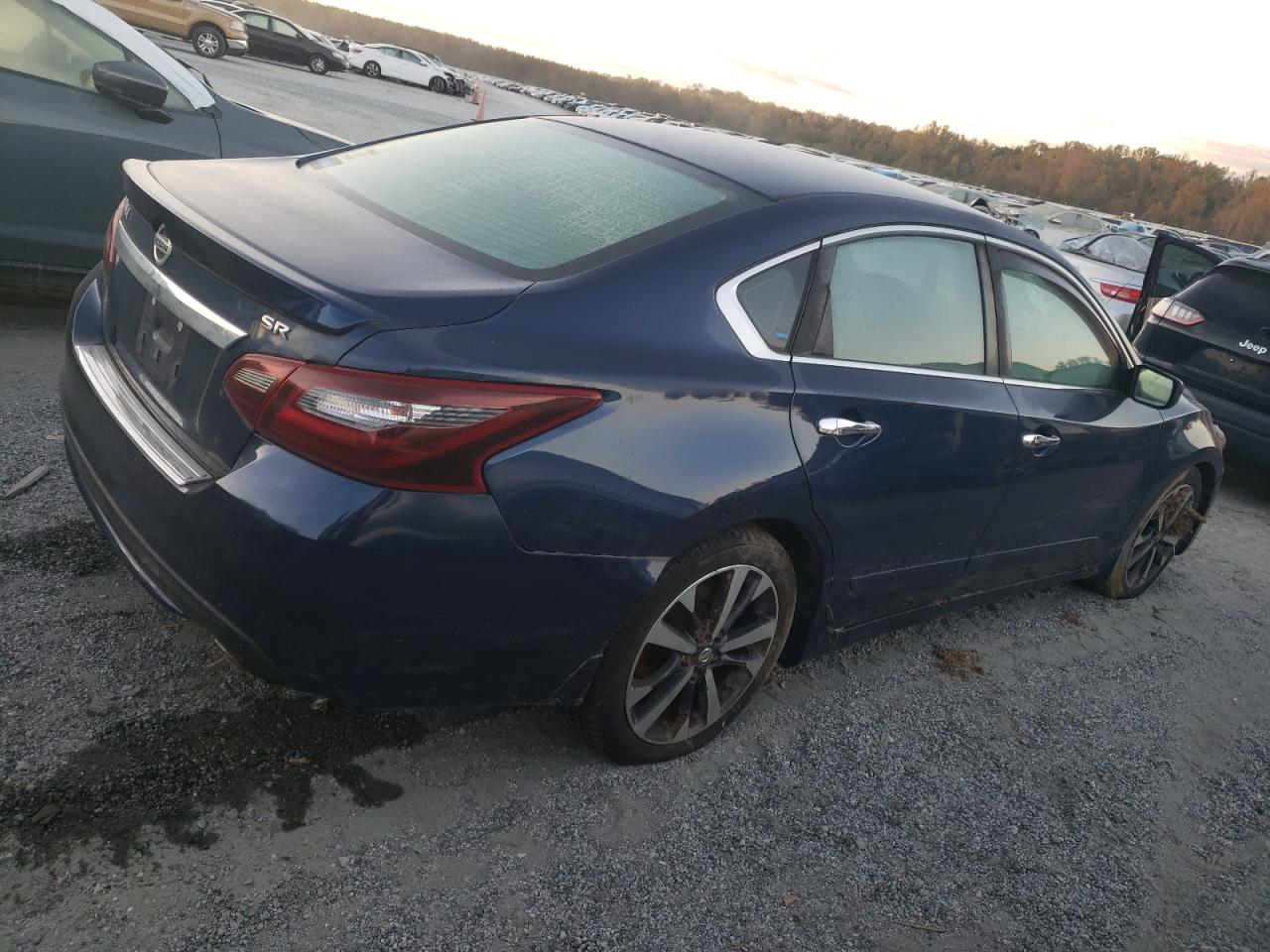 2017 Nissan Altima VIN 1N4AL3AP9HN324951 Copart auction photo, water/flood damage thumbnail 3