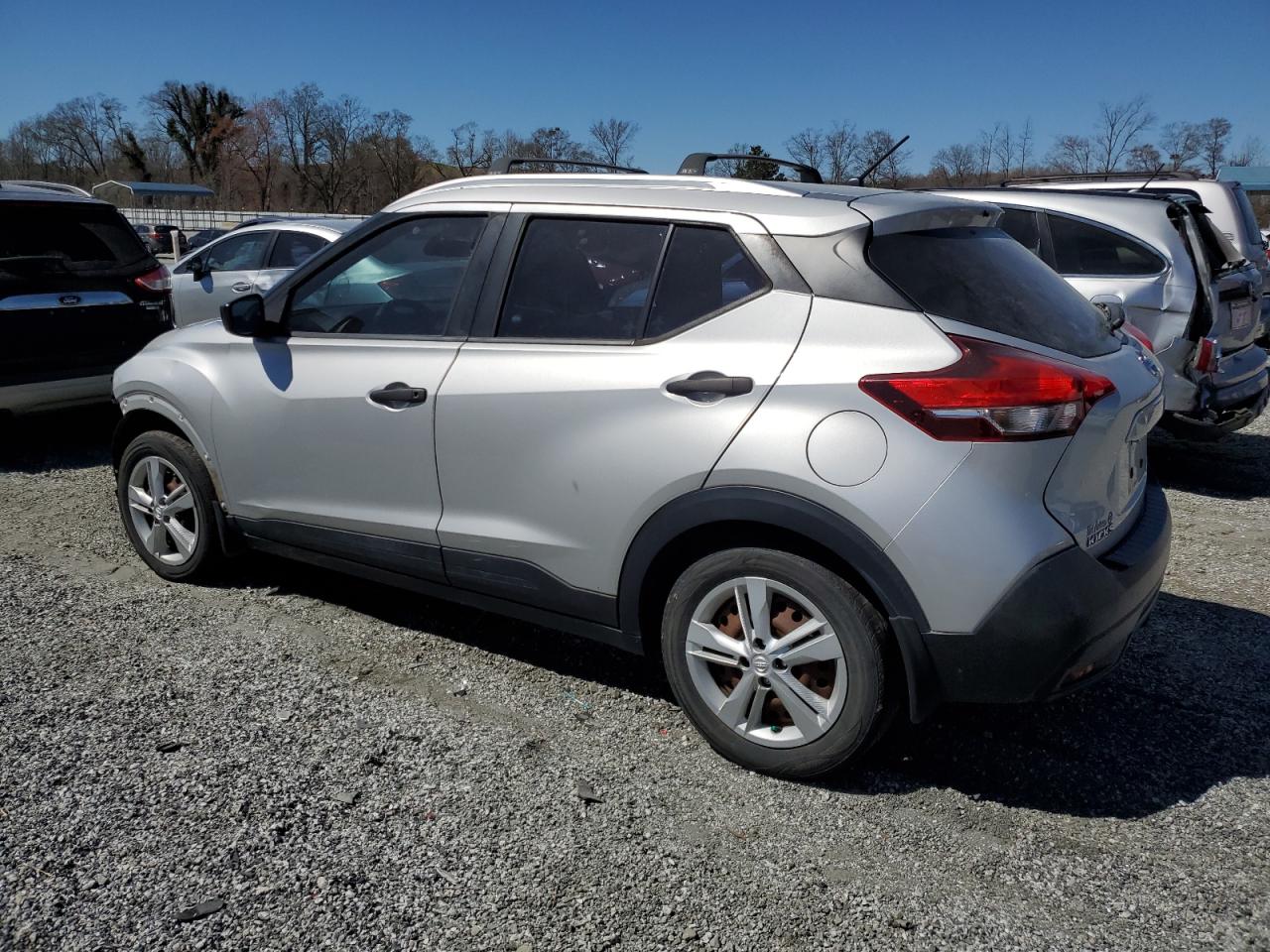 2018 Nissan Kicks VIN 3N1CP5CU2JL534628 Copart auction photo, front end damage thumbnail 2