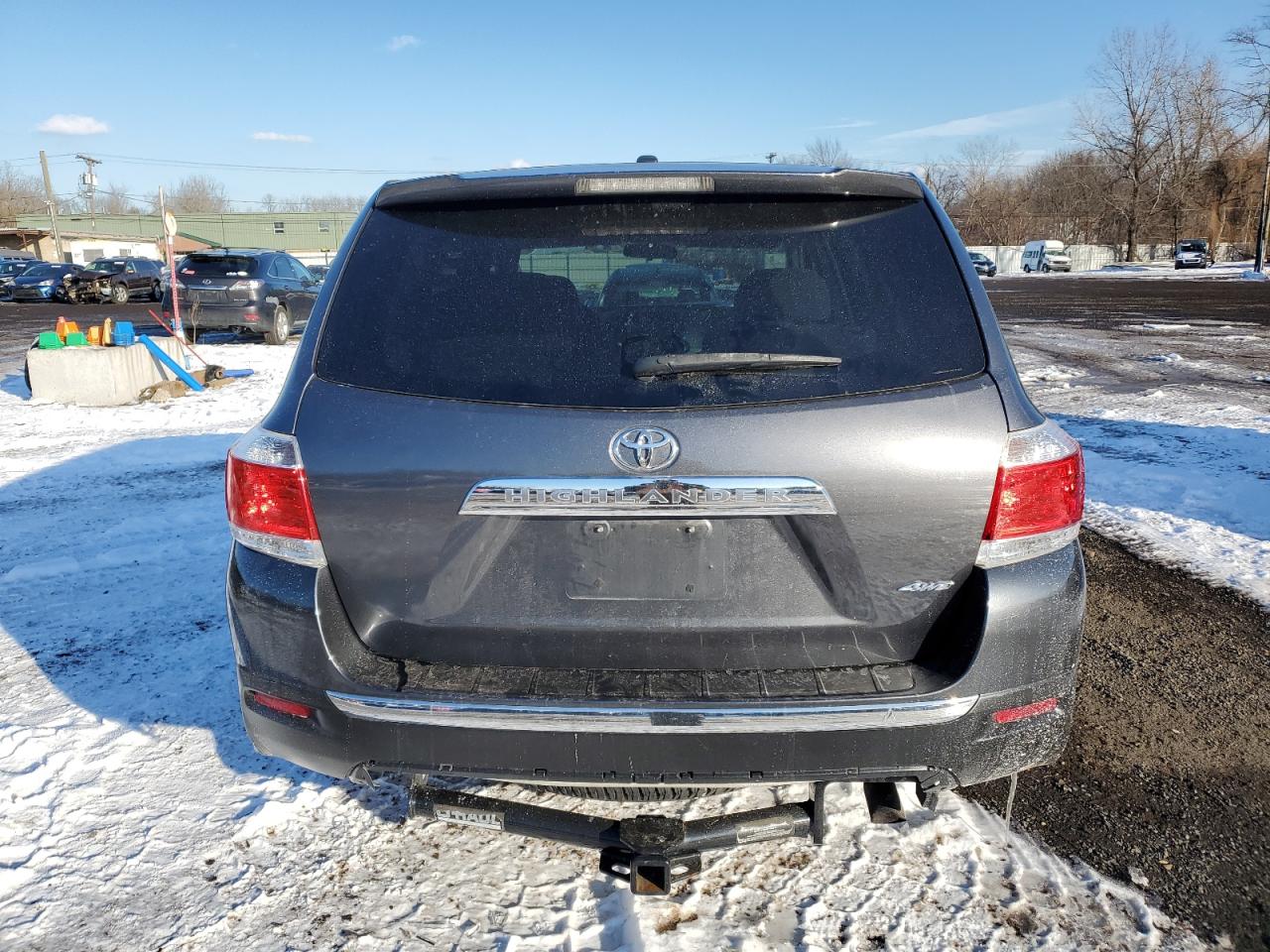 2012 Toyota Highlander VIN 5TDBK3EH5CS151369 Copart auction photo, front end damage thumbnail 6