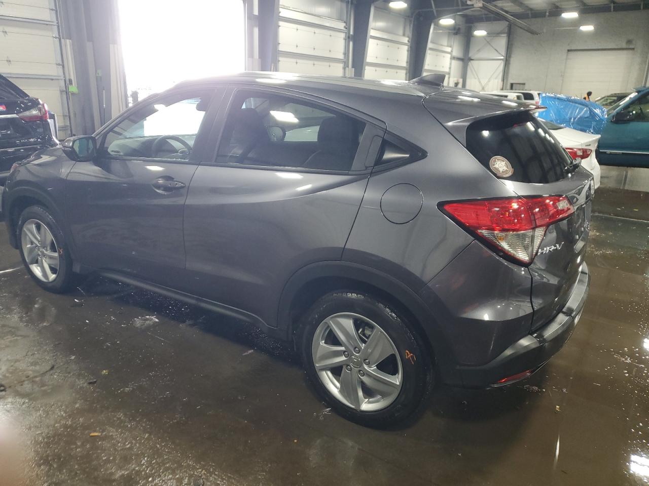 2019 Honda HR-V VIN 3CZRU6H51KM733781 Copart auction photo, front end damage thumbnail 2