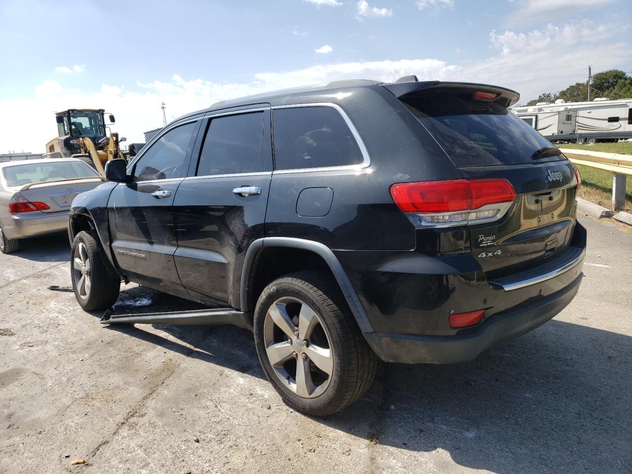 2015 Jeep Grand Cherokee VIN 1C4RJFBG7FC840270 Copart auction photo, front end damage thumbnail 2