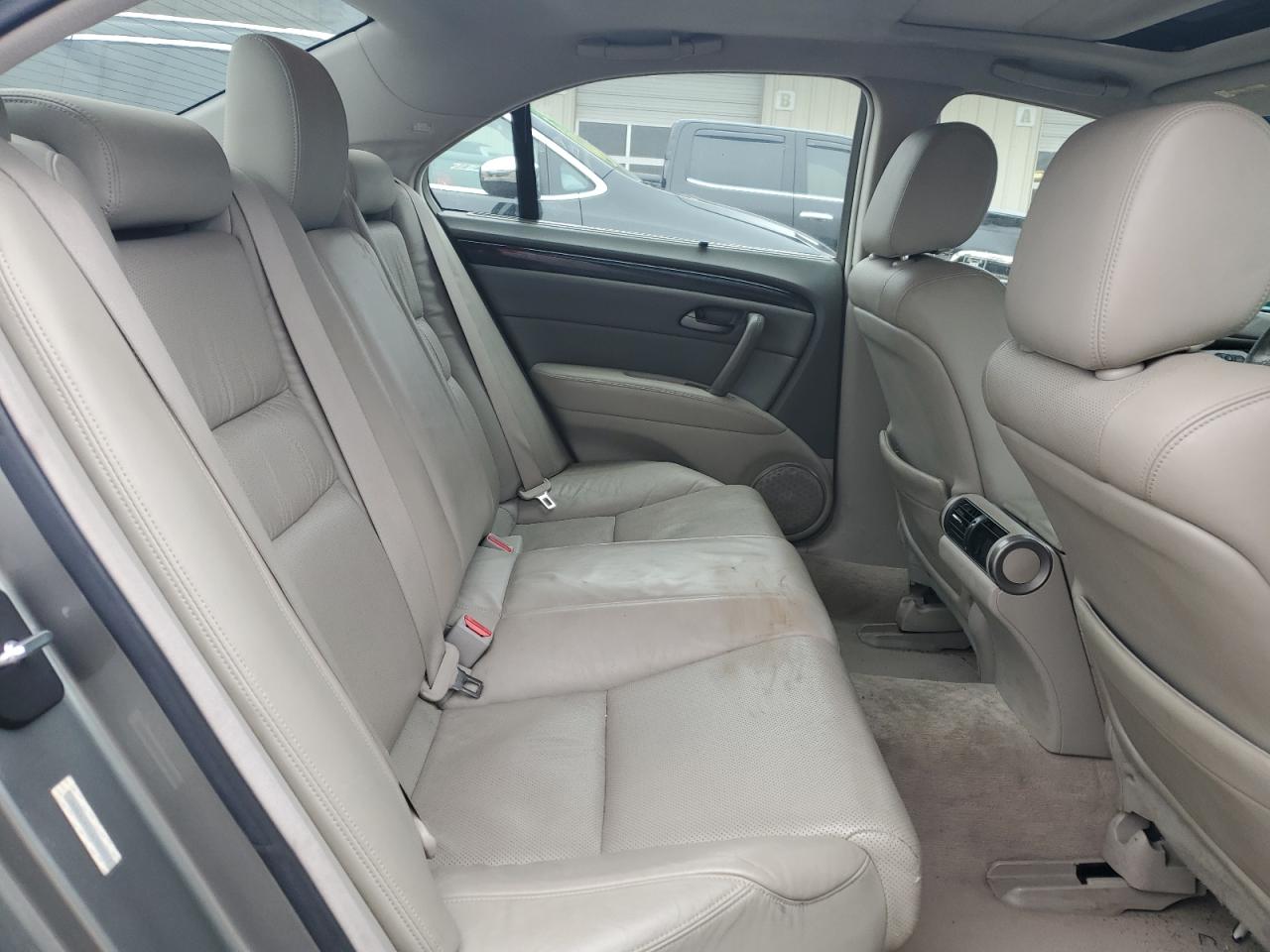 2010 Acura RL VIN JH4KB2F61AC000517 Copart auction photo, front end / rear end damage thumbnail 10