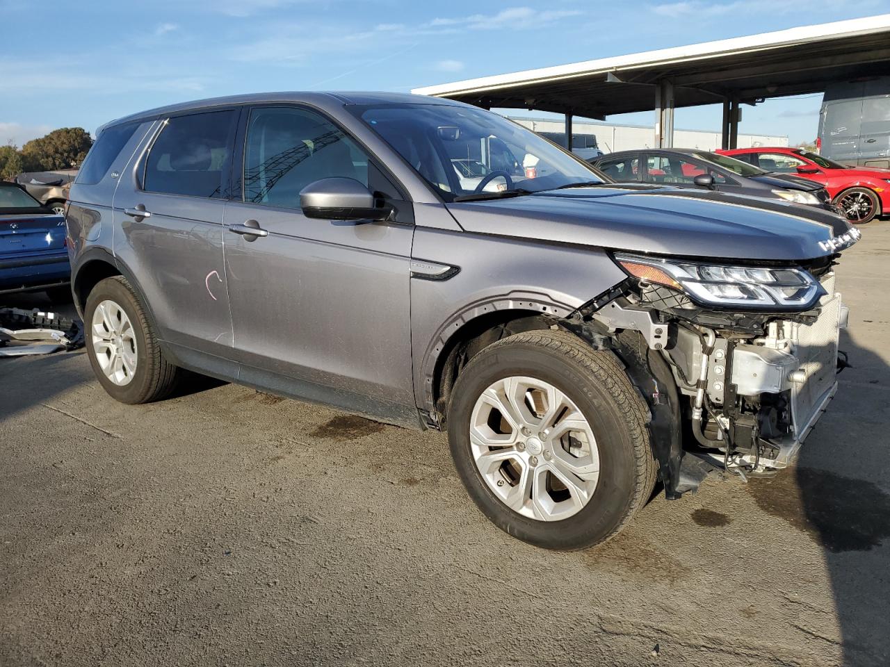 2020 Land Rover Discovery VIN SALCJ2FX6LH875799 Copart auction photo, front end / side damage thumbnail 4