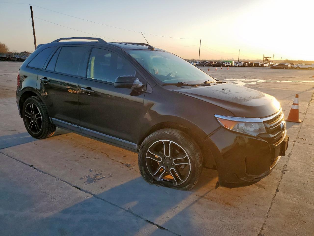 2013 Ford Edge VIN 2FMDK3JC7DBC25733 Copart auction photo, front end / side damage thumbnail 4