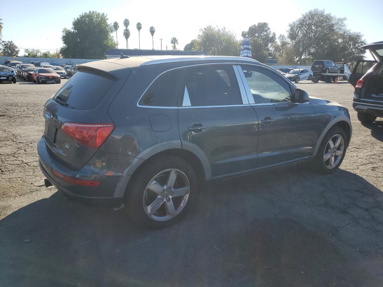 2010 Audi Q5 VIN WA1LKAFPXAA084559 Copart auction photo, normal wear damage thumbnail 3