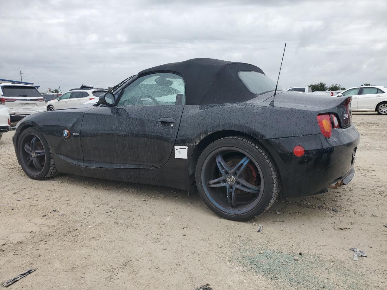 2003 BMW Z4 VIN 4USBT33413LS48058 Copart auction photo, water/flood damage thumbnail 2