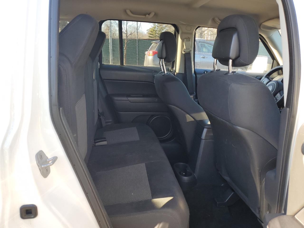 2012 Jeep Liberty (Patriot) VIN 1C4NJRFB4CD506959 Copart auction photo, rear end / minor dent/scratches damage thumbnail 10