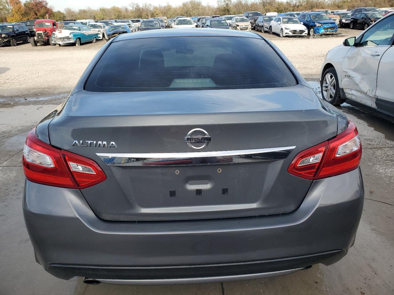 2017 Nissan Altima VIN 1N4AL3AP3HN333824 Copart auction photo, front end damage thumbnail 6