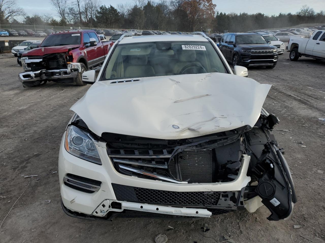 2014 Mercedes-Benz M-klasse VIN 4JGDA5HB0EA285751 Copart auction photo, front end damage thumbnail 5