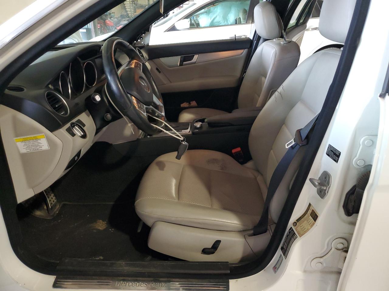 2013 Mercedes-Benz C-klasse VIN WDDGF4HB0DA806503 Copart auction photo, front end / mechanical damage thumbnail 7