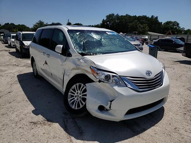 2016 Toyota Sienna VIN 5TDYK3DC4GS720055 Copart auction photo, front end / side damage thumbnail 11