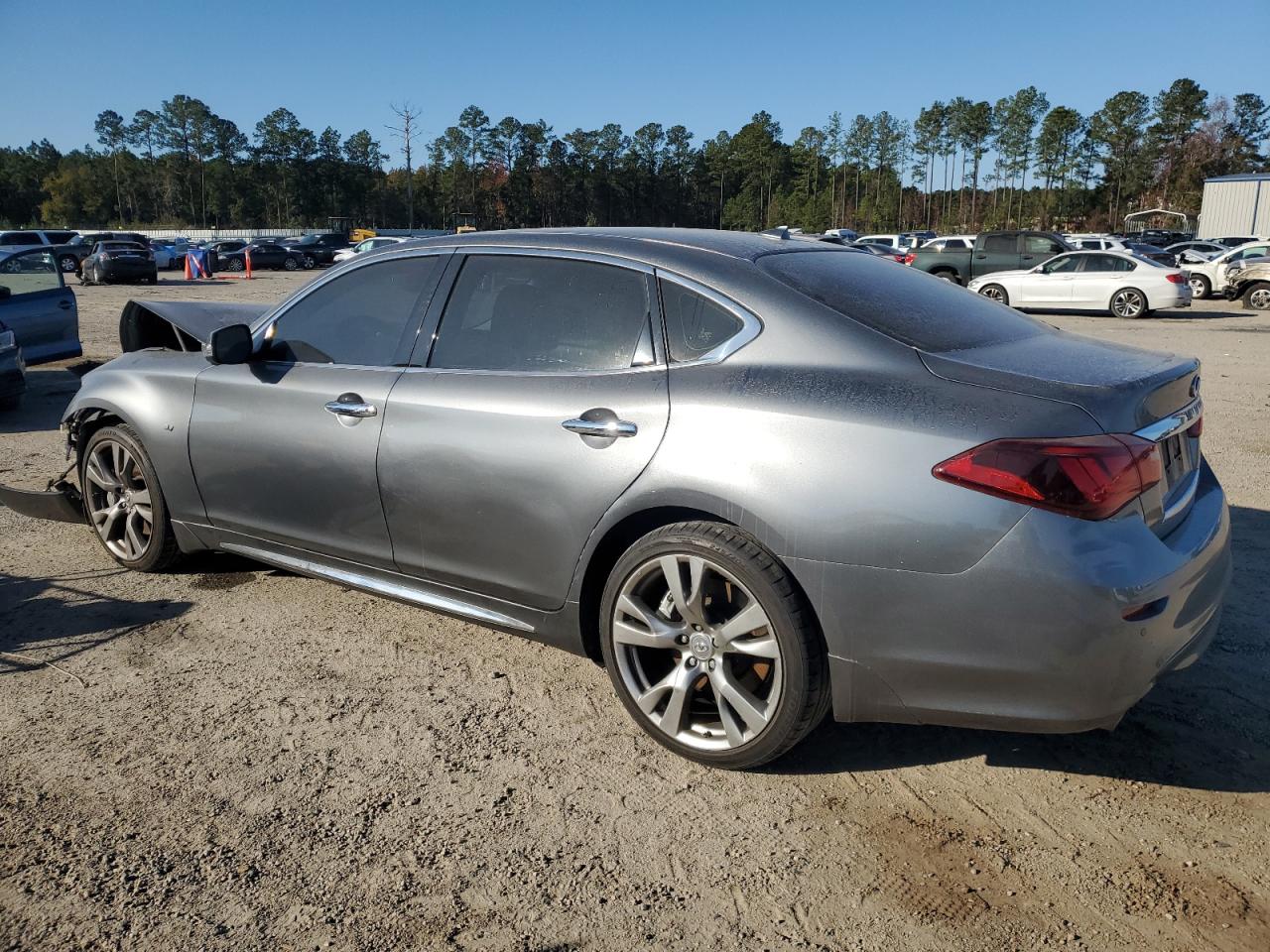 2019 Infiniti Q70 VIN JN1BY1PP7KM680052 Copart auction photo, front end damage thumbnail 2