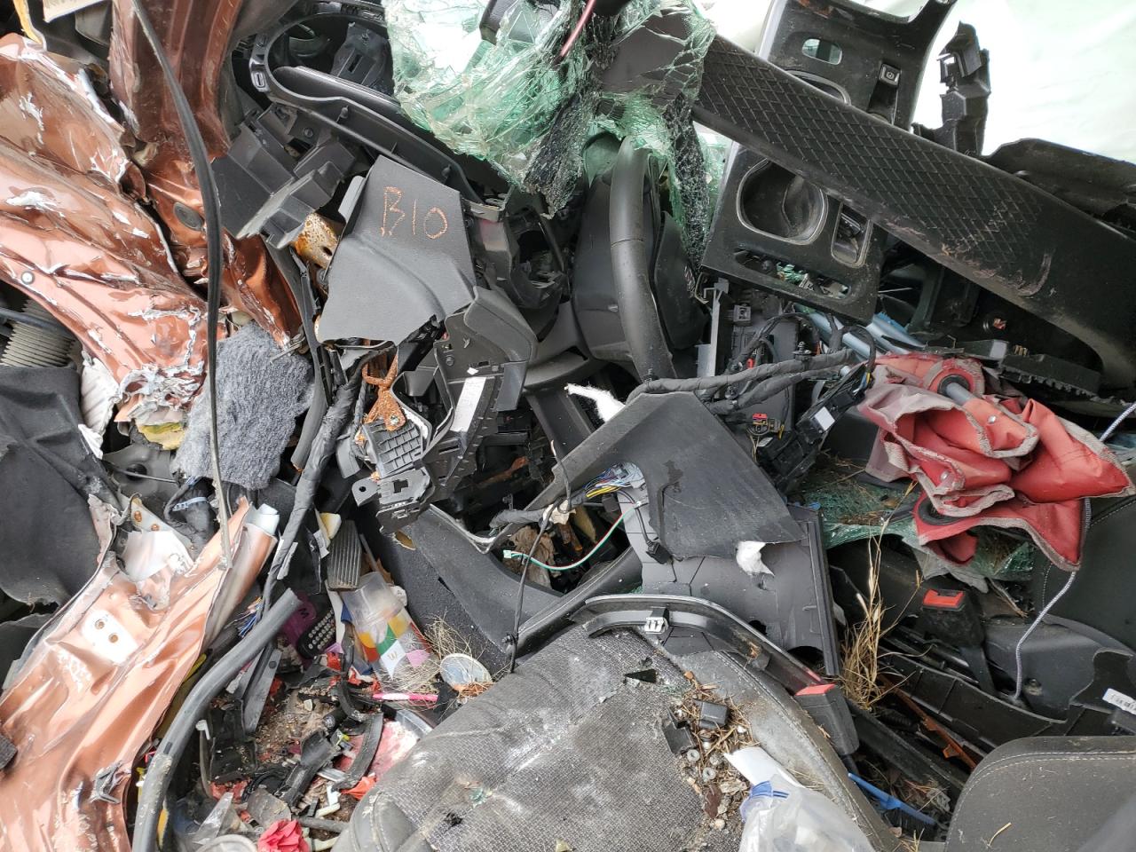 2021 Buick Envision VIN LRBAZLR49MD107546 Copart auction photo, front end / side damage thumbnail 8
