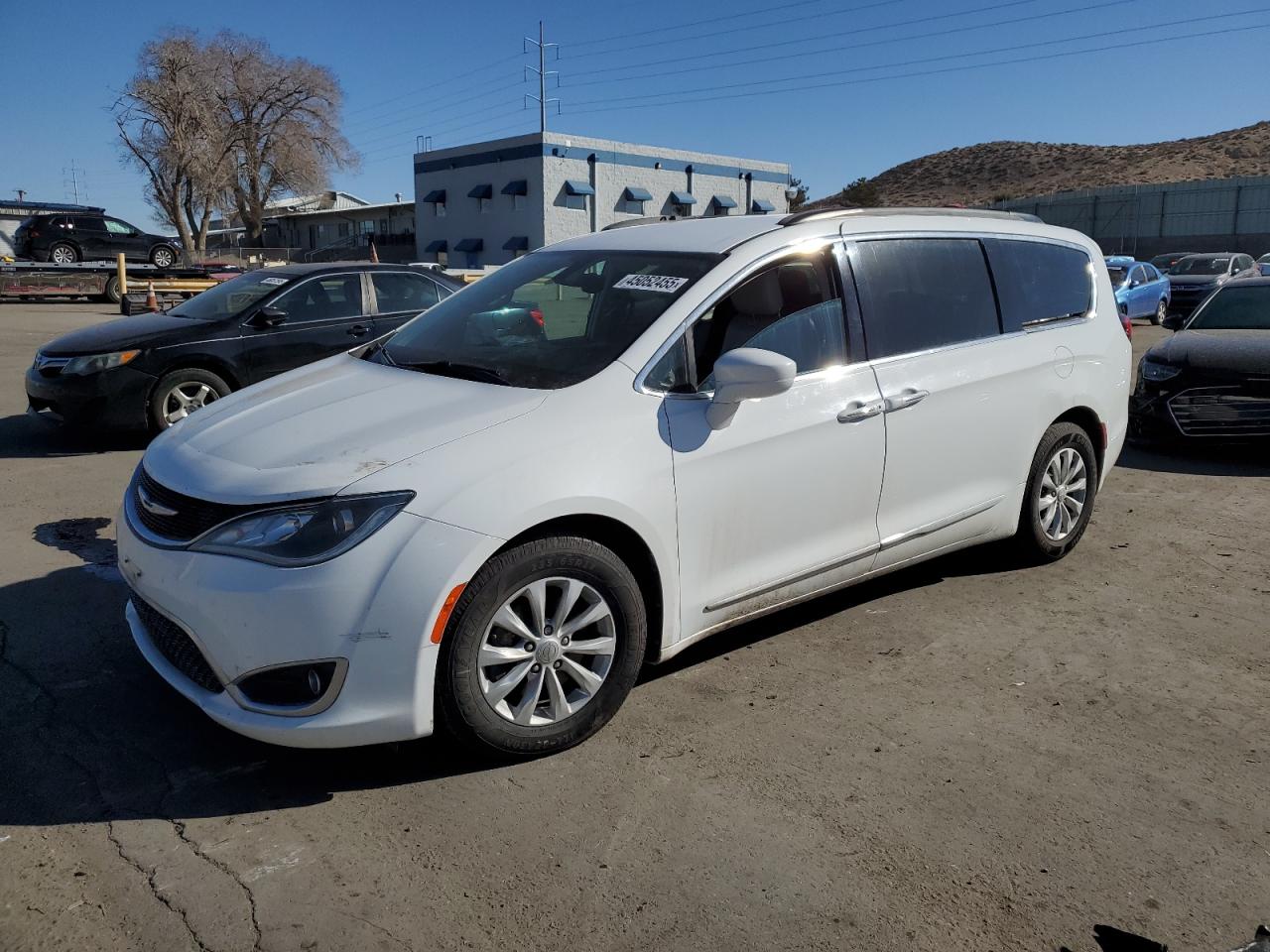 2017 Chrysler Pacifica VIN 2C4RC1BG7HR720590