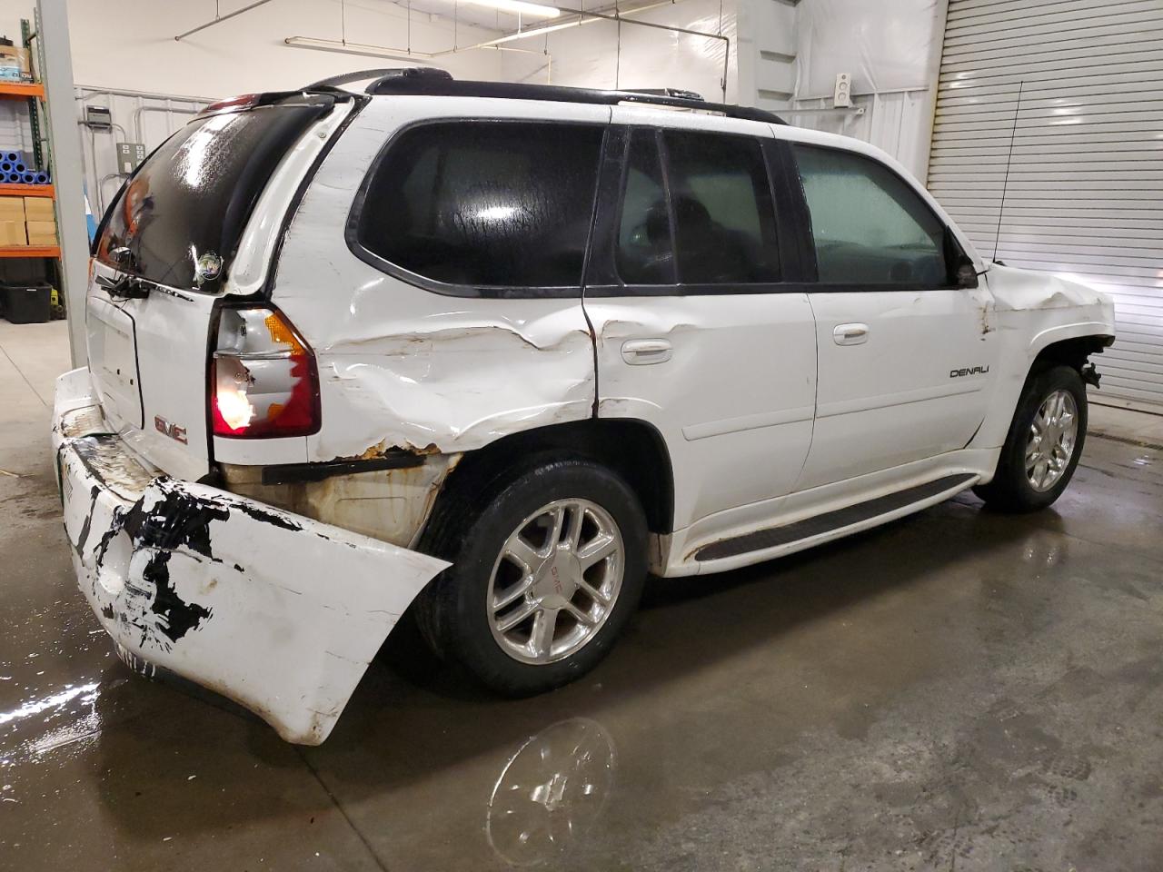 2006 GMC Envoy VIN 1GKET63MX62286634 Copart auction photo, all over damage thumbnail 3