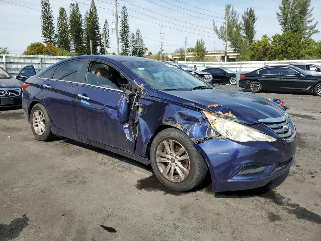 2011 Hyundai Sonata VIN 5NPEB4AC2BH226840 Copart auction photo, all over damage thumbnail 4