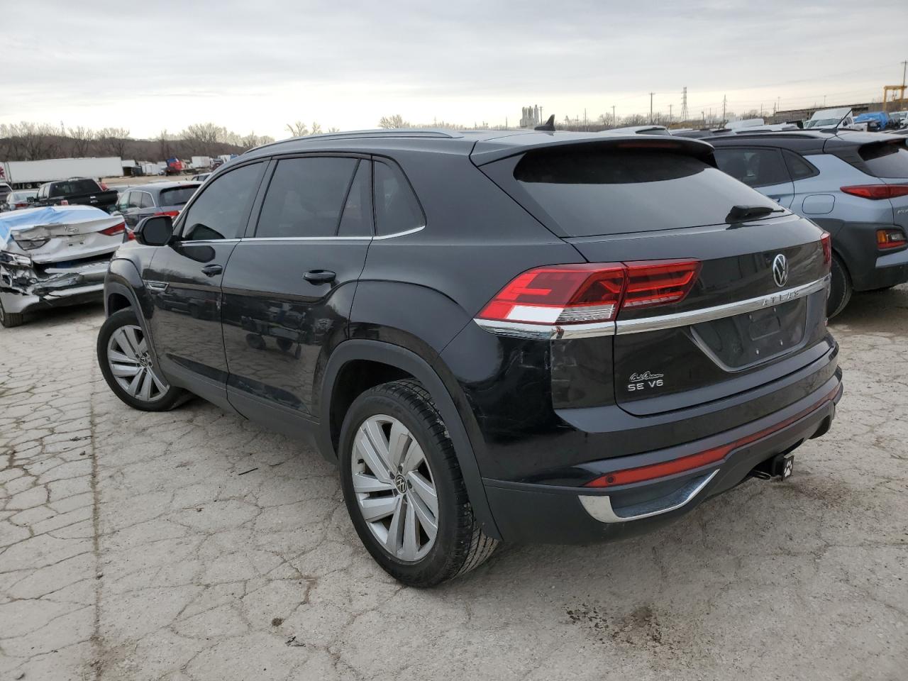 2020 Volkswagen Atlas VIN 1V21E2CA8LC224057 Copart auction photo, undercarriage damage thumbnail 2