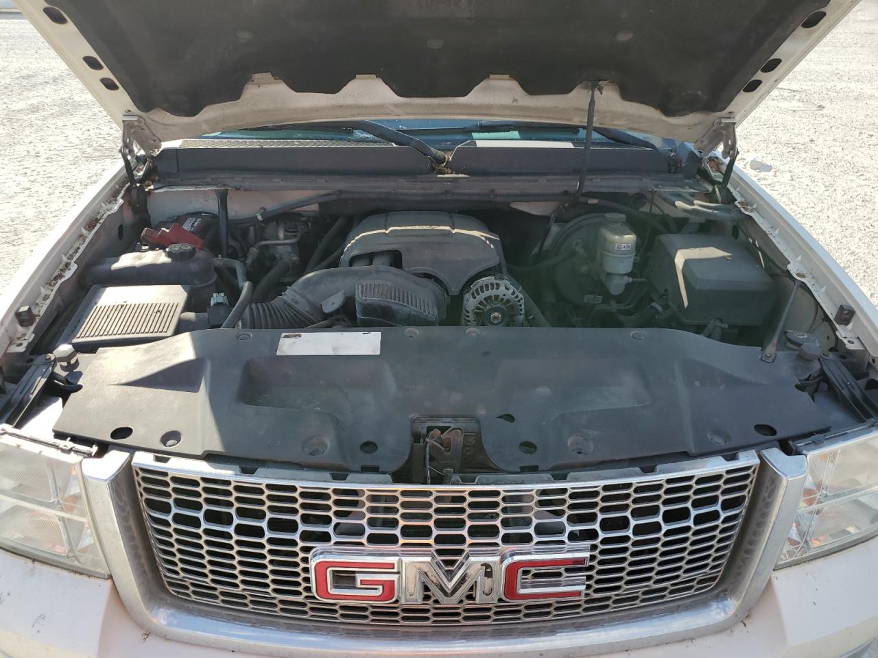 2011 GMC Sierra VIN 3GTP2VE34BG387949 Copart auction photo, mechanical damage thumbnail 11