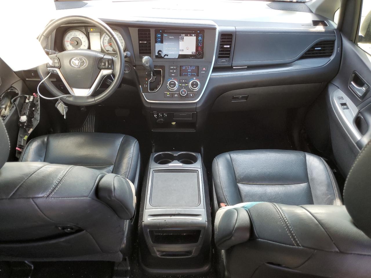 2017 Toyota Sienna VIN 5TDXZ3DC8HS822287 Copart auction photo, side damage thumbnail 8