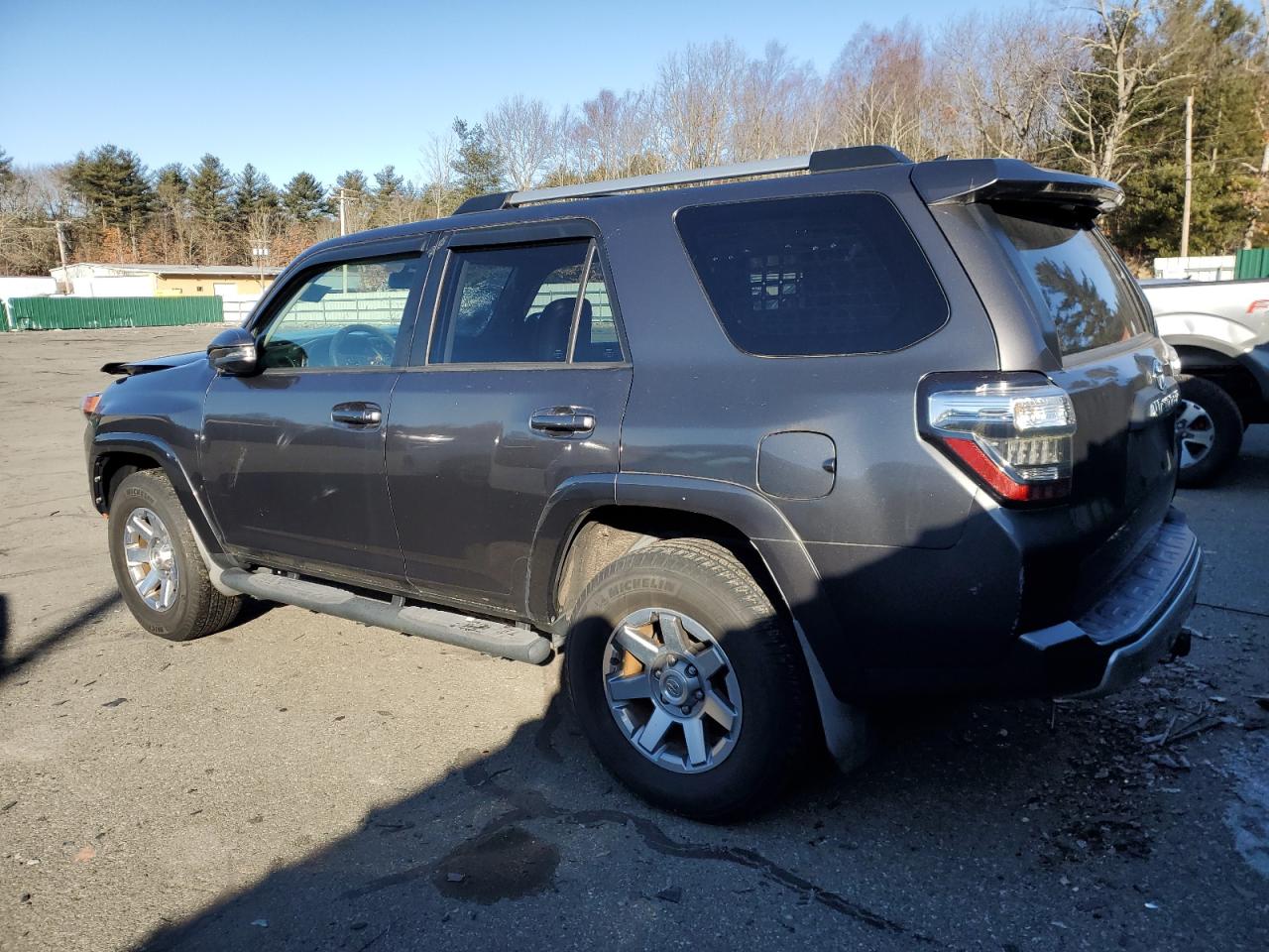 2015 Toyota 4Runner VIN JTEBU5JR2F5252458 Copart auction photo, frame damage / front end damage thumbnail 2