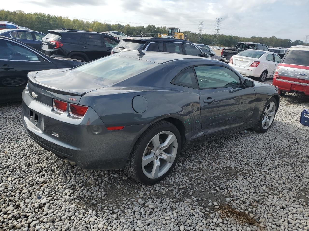 2011 Chevrolet Camaro VIN 2G1FB1ED5B9137541 Copart auction photo, undercarriage damage thumbnail 3
