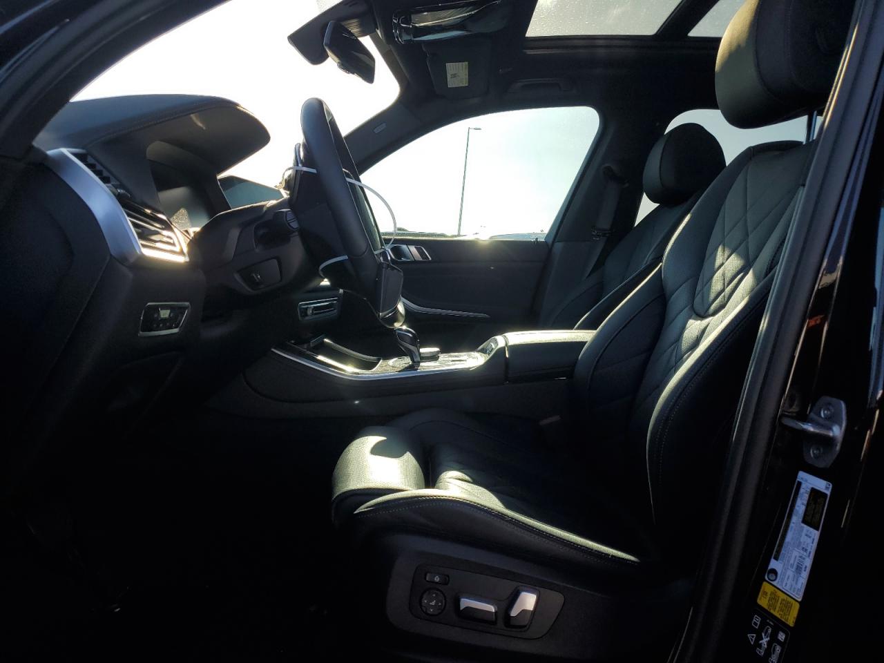 2023 BMW X5 VIN 5UXCR6C00P9N67931 Copart auction photo, vandalism / mechanical damage thumbnail 7