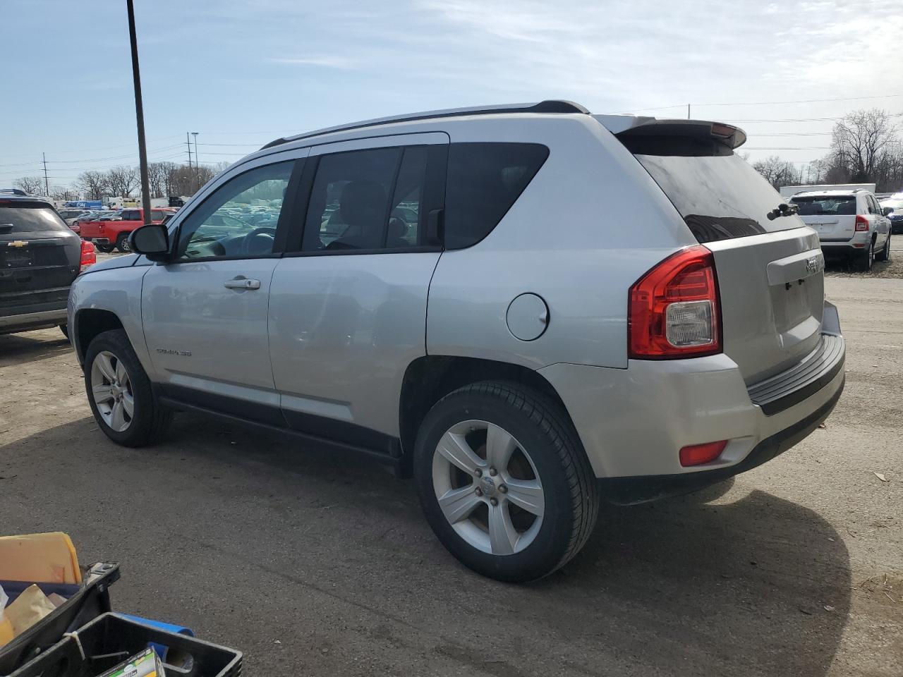 2011 Jeep Compass VIN 1J4NT1FA2BD253569 Copart auction photo, hail / minor dent/scratches damage thumbnail 2