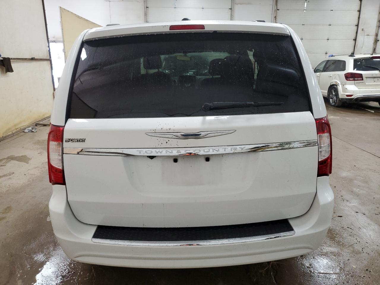 2013 Chrysler Town & Country VIN 2C4RC1BG9DR818739 Copart auction photo, rollover damage thumbnail 6