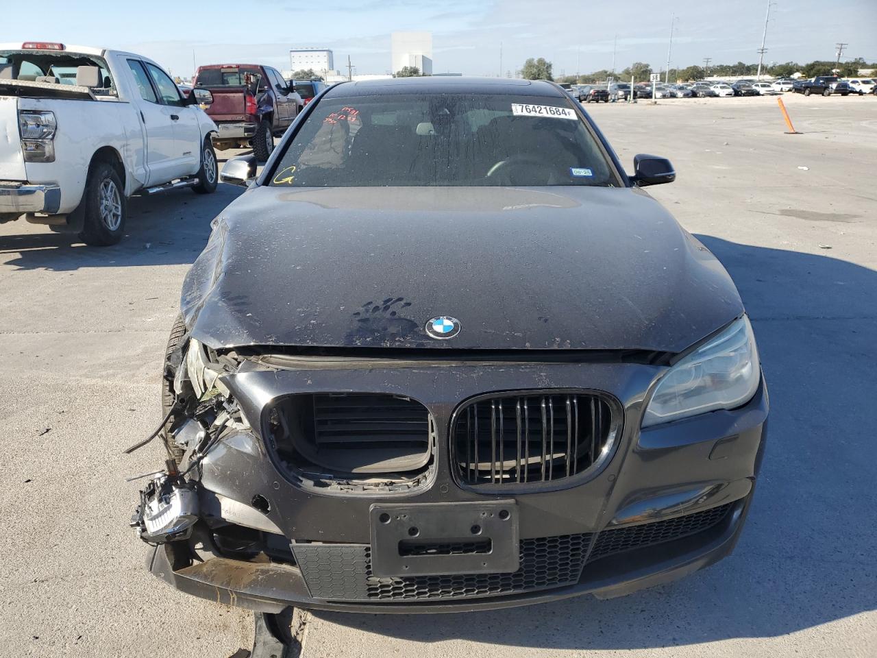 2015 BMW 7er VIN WBAYE8C51FD781698 Copart auction photo, front end damage thumbnail 5
