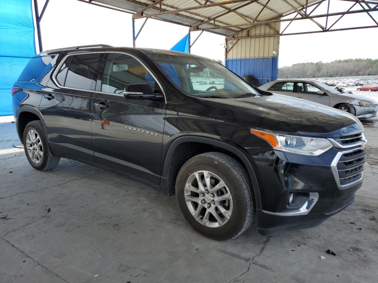 2018 Chevrolet Traverse VIN 1GNERGKW1JJ209899 Copart auction photo, front end damage thumbnail 4