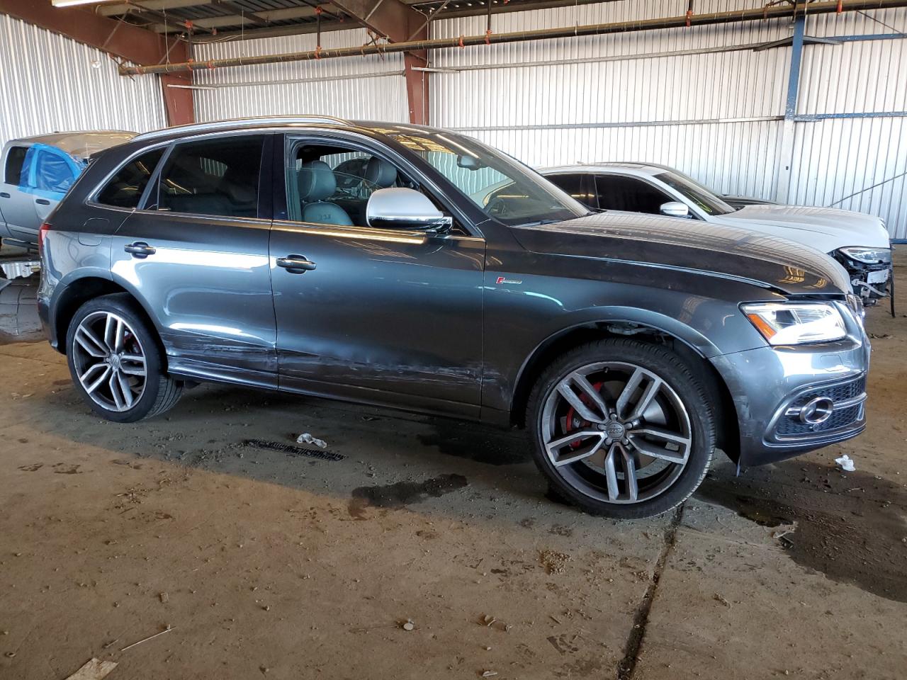2016 Audi SQ5 VIN WA1CCAFP8GA149012 Copart auction photo, side / front end damage thumbnail 4