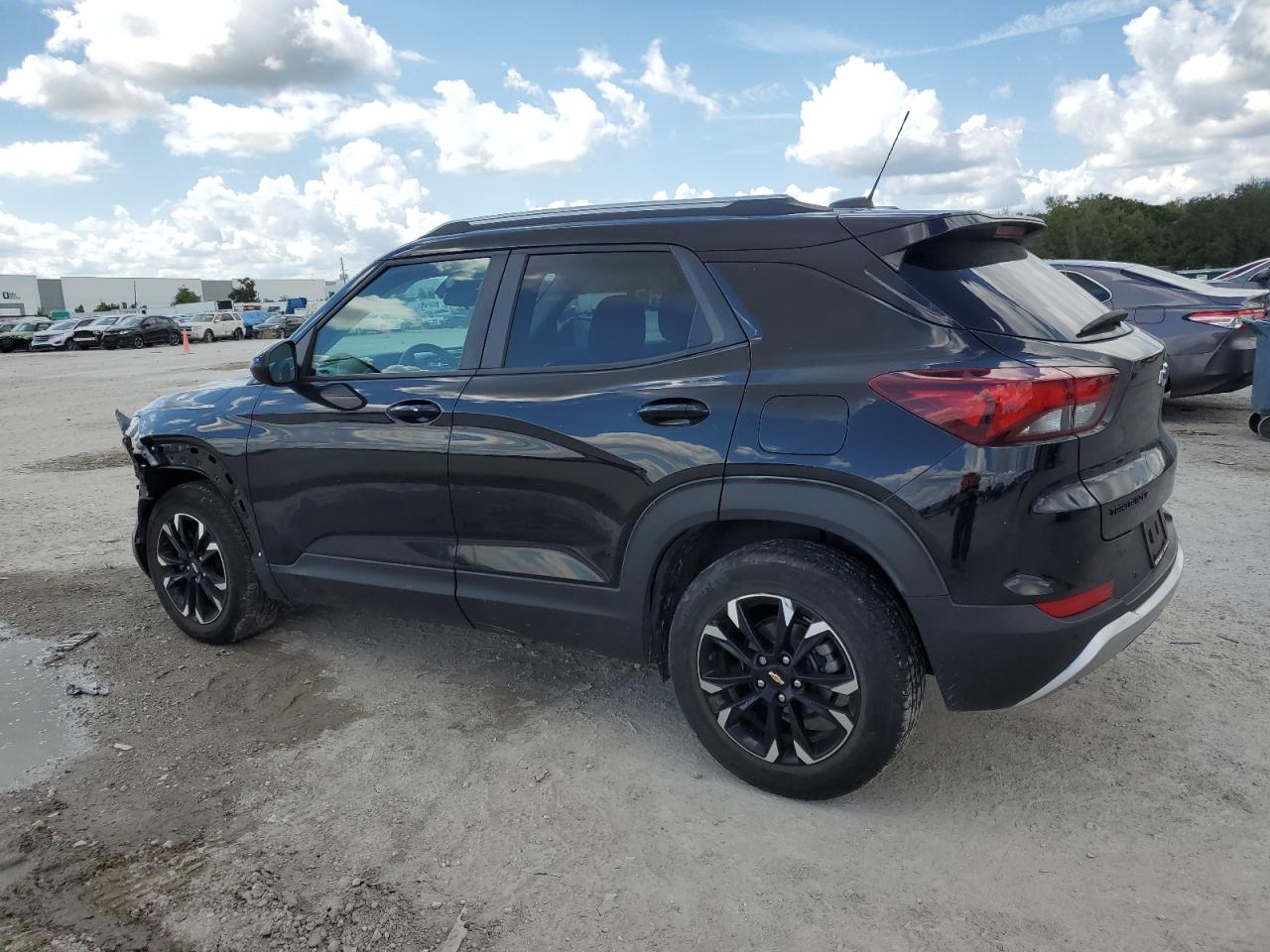 2022 Chevrolet TrailBlazer VIN KL79MPSL4NB069200 Copart auction photo, front end damage thumbnail 2