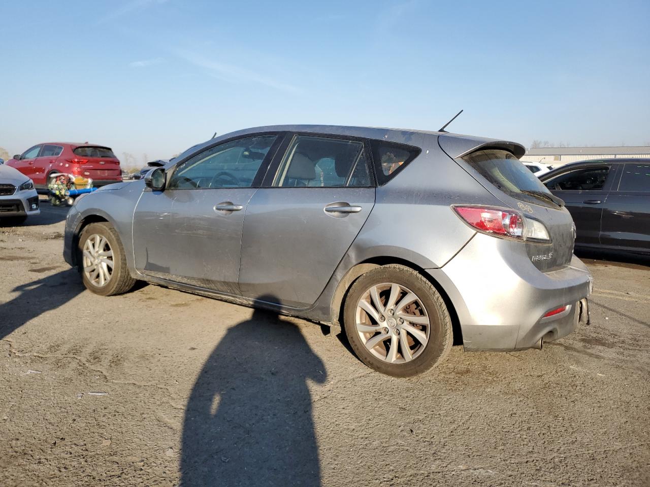 2012 Mazda 3 VIN JM1BL1L86C1607185 Copart auction photo, side / front end damage thumbnail 2
