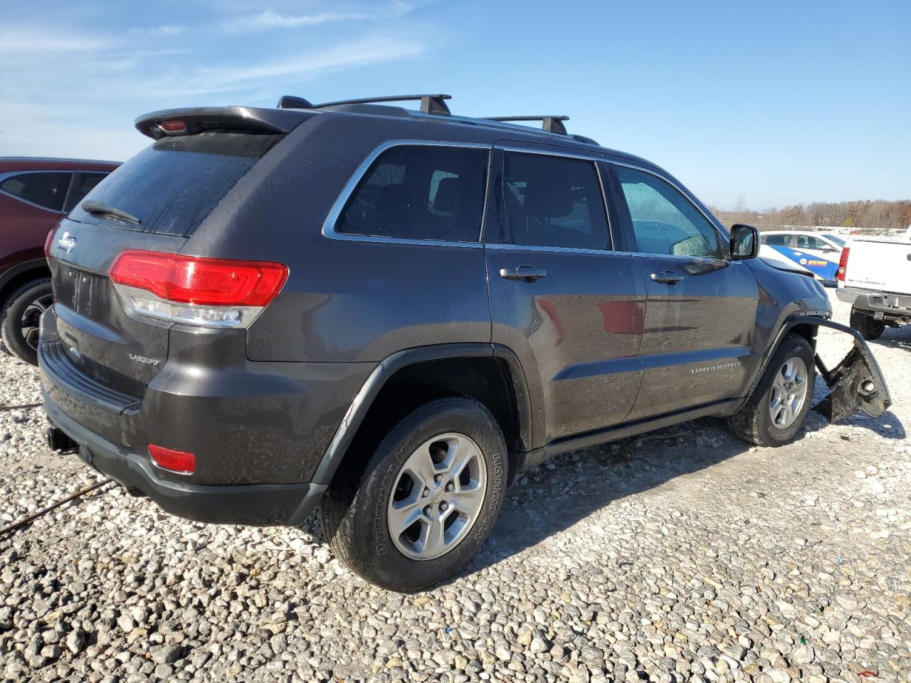 2015 Jeep Grand Cherokee VIN 1C4RJFAG3FC165308 Copart auction photo, front end damage thumbnail 3