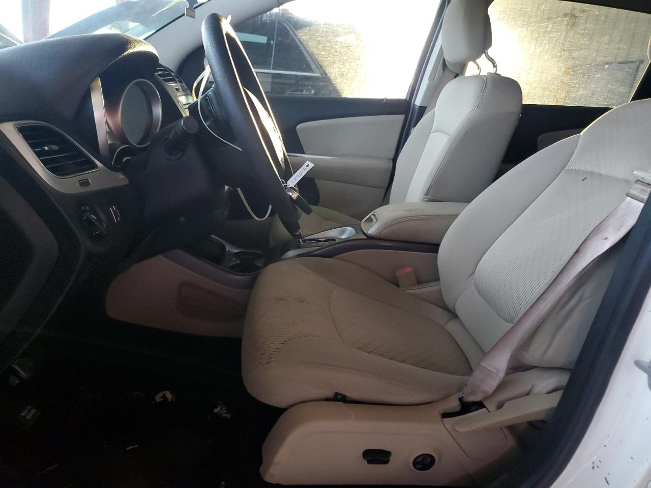 2016 Dodge Journey VIN 3C4PDCBG5GT126429 Copart auction photo, minor dent/scratches damage thumbnail 7