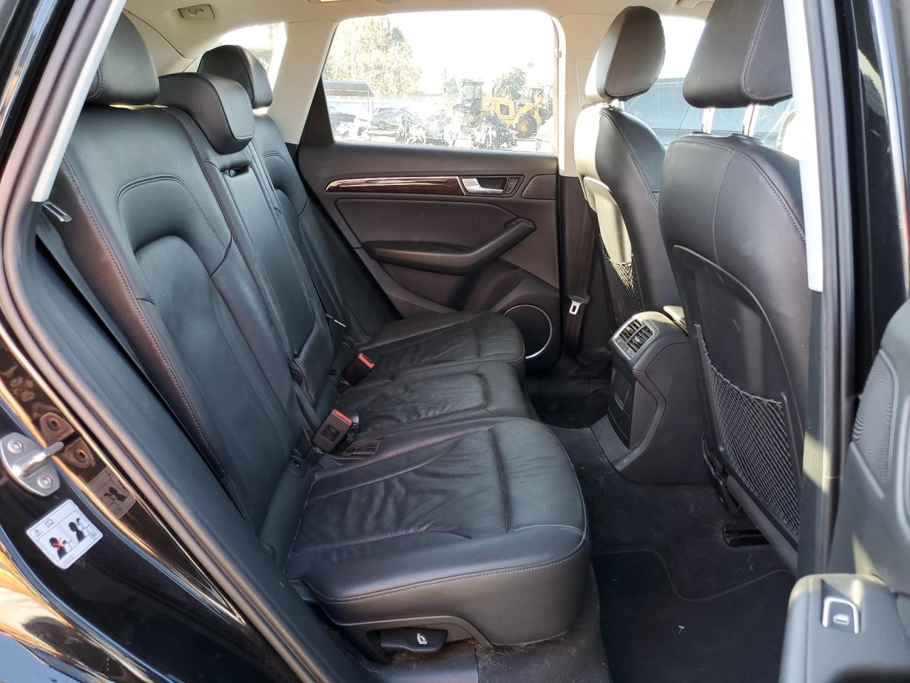 2016 Audi Q5 VIN WA1CVAFP3GA010657 Copart auction photo, front end / minor dent/scratches damage thumbnail 11
