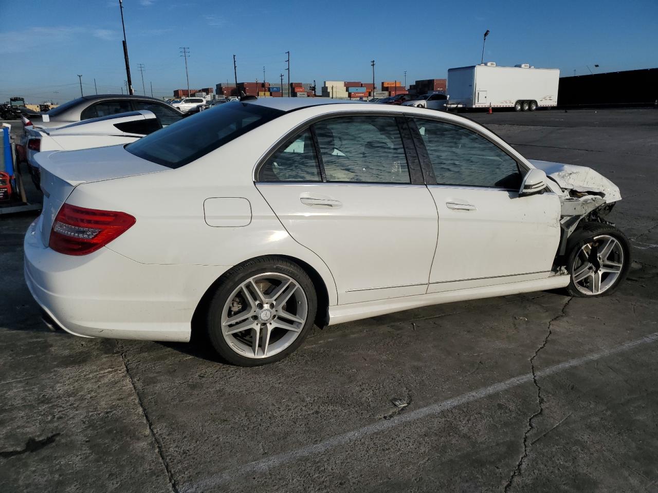 2013 Mercedes-Benz C-klasse VIN WDDGF5HB6DR267263 Copart auction photo, front end damage thumbnail 3