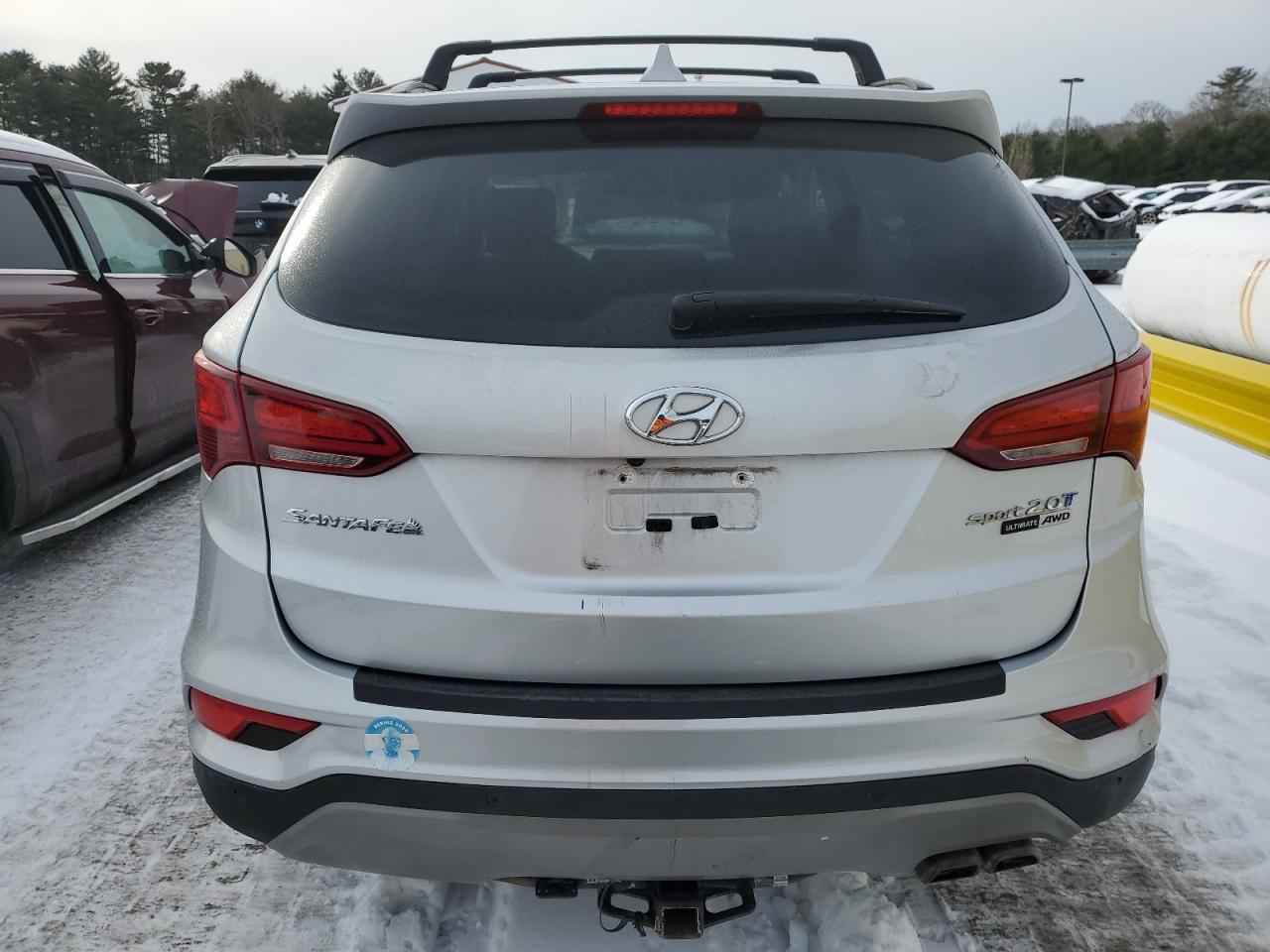 2017 Hyundai Santa Fe VIN 5XYZWDLA0HG441117 Copart auction photo, front end / side damage thumbnail 6