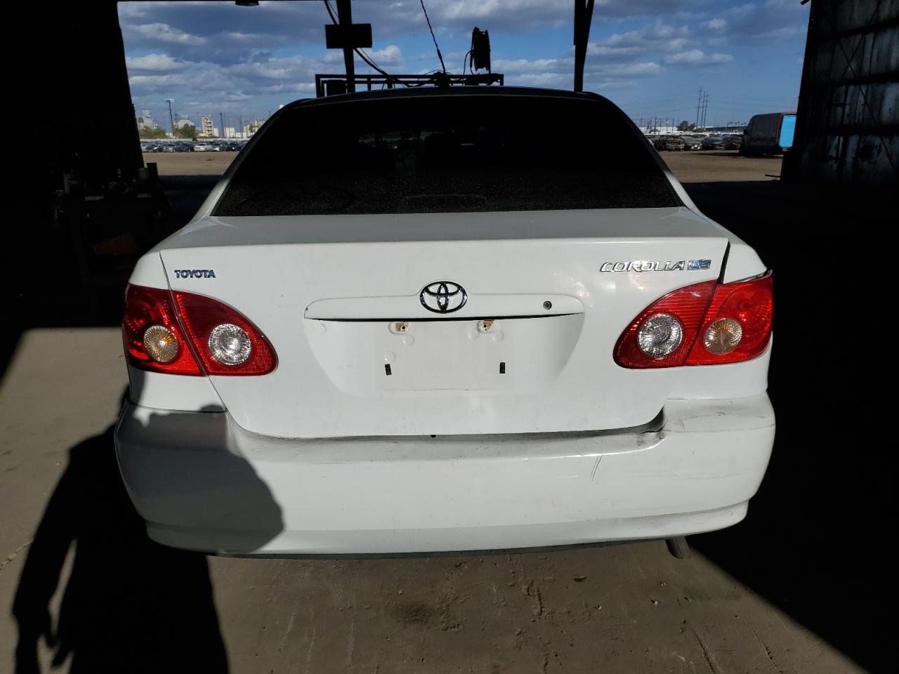 2006 Toyota Corolla VIN 1NXBR32E96Z694886 Copart auction photo, rear end damage thumbnail 6