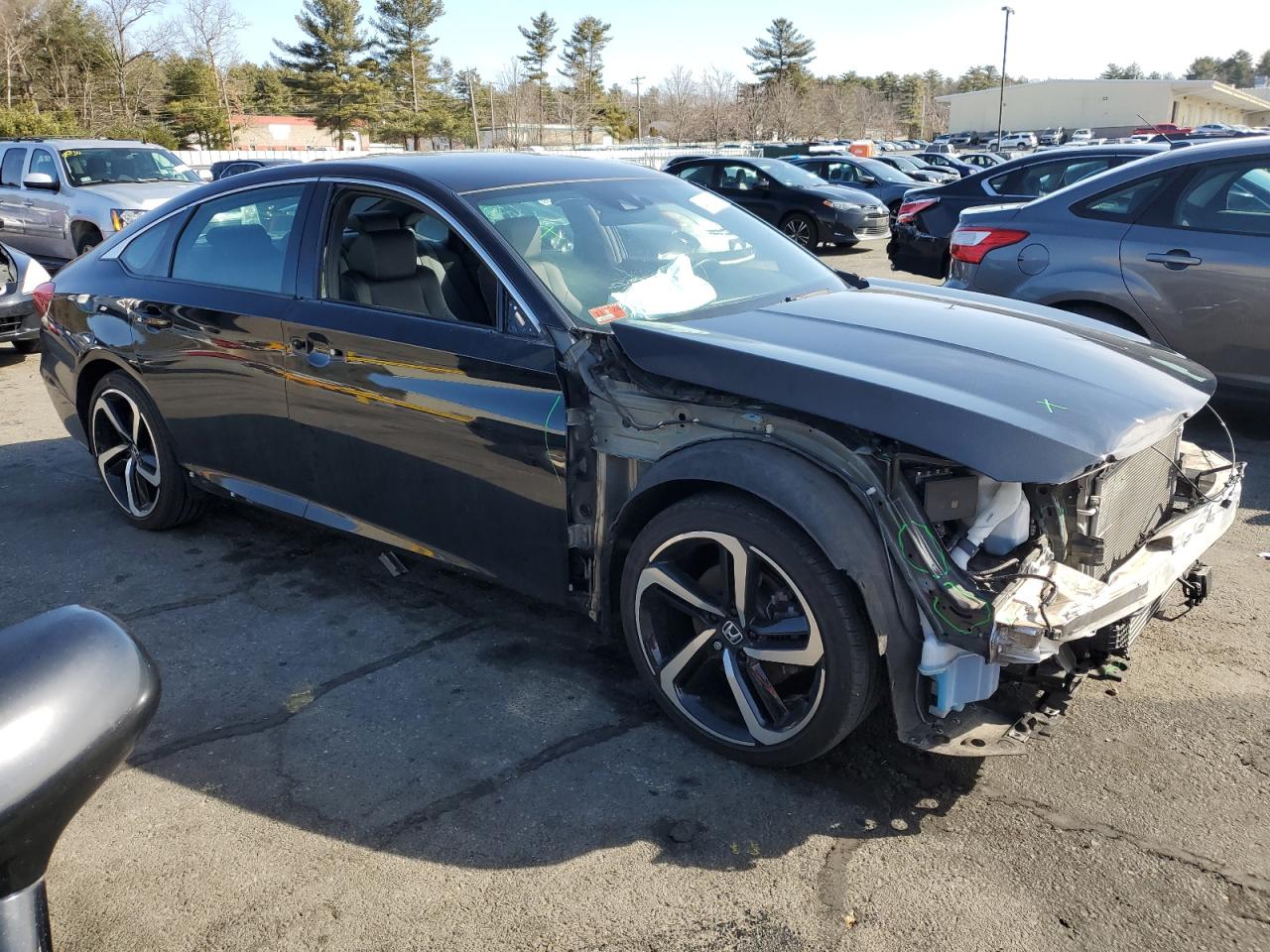 2022 Honda Accord VIN 1HGCV1F34NA099995 Copart auction photo, front end / side damage thumbnail 4