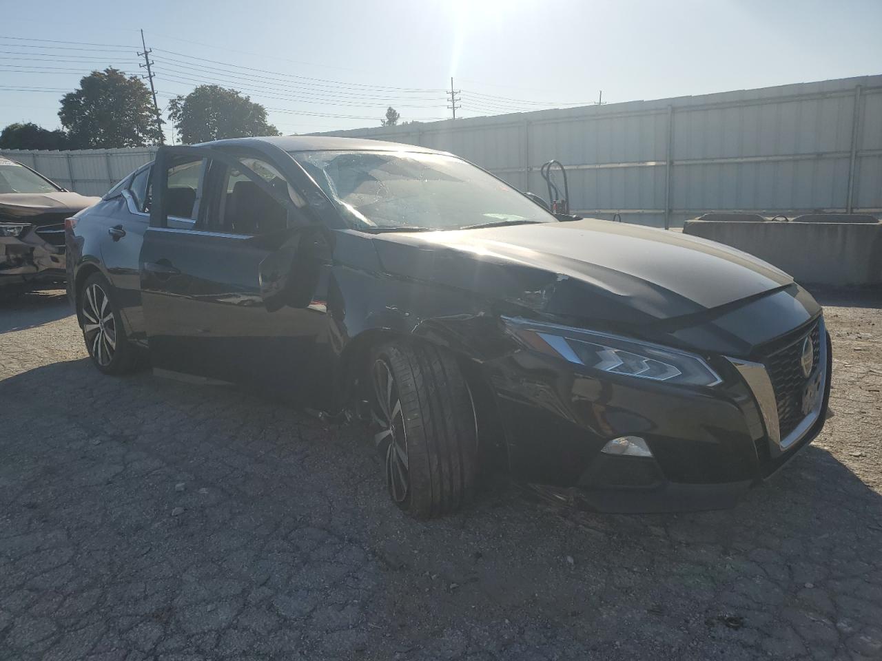2020 Nissan Altima VIN 1N4BL4CV8LC193506 Copart auction photo, biohazard/chemical / front end damage thumbnail 4