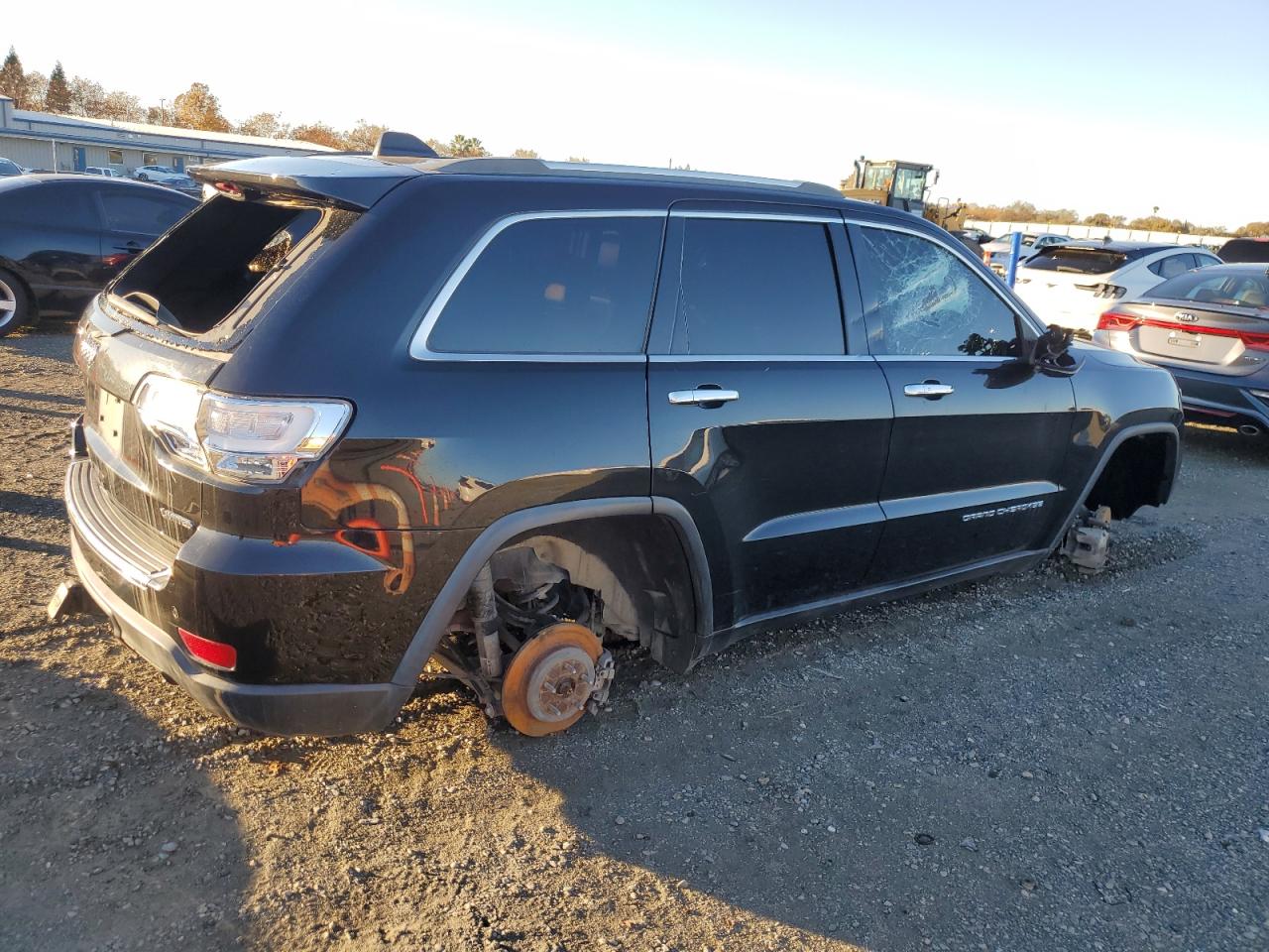 2015 Jeep Grand Cherokee VIN 1C4RJFBG9FC839525 Copart auction photo, vandalism damage thumbnail 3