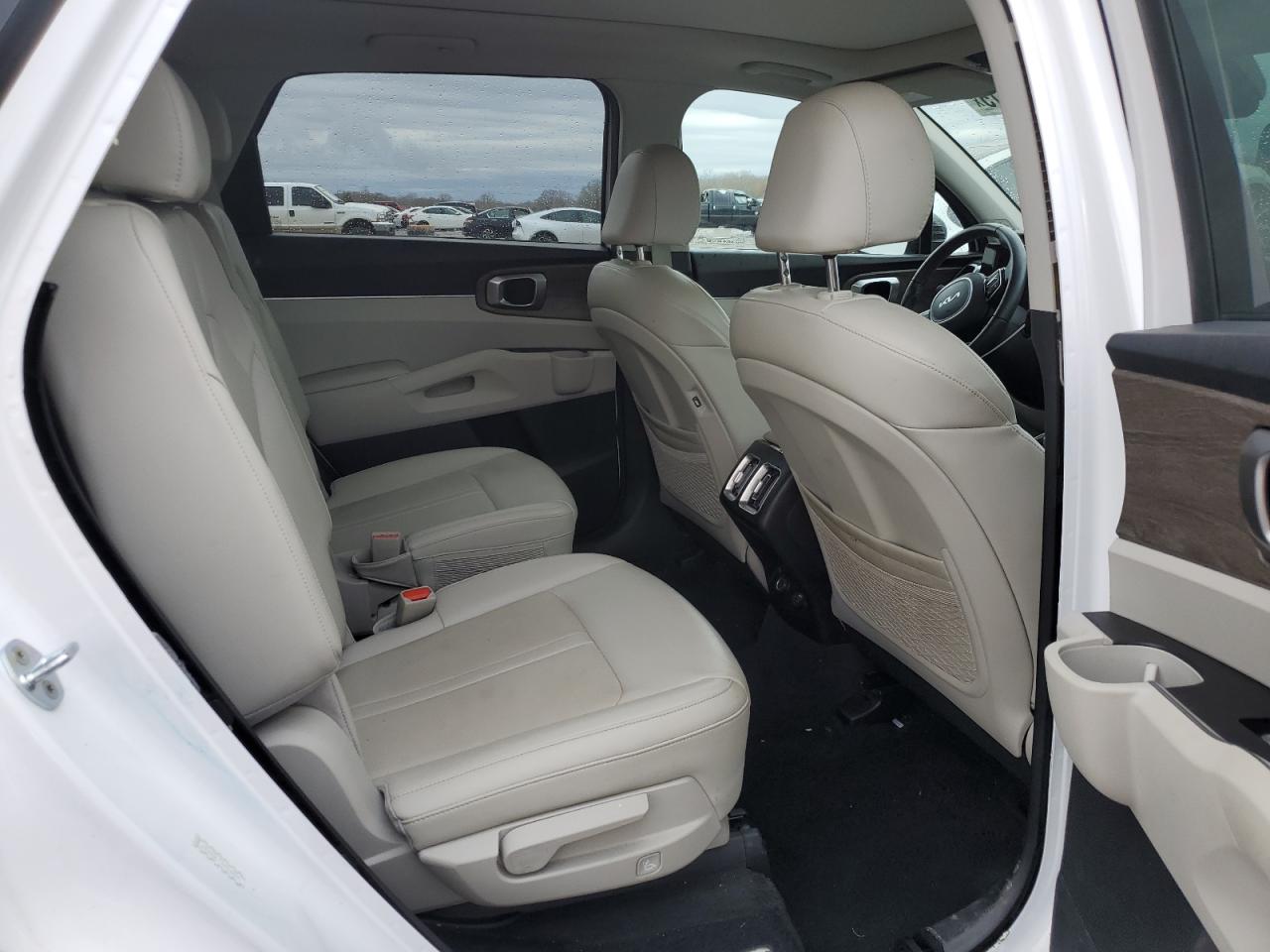 2022 KIA Sorento VIN 5XYRH4LF7NG132391 Copart auction photo, rear end damage thumbnail 11
