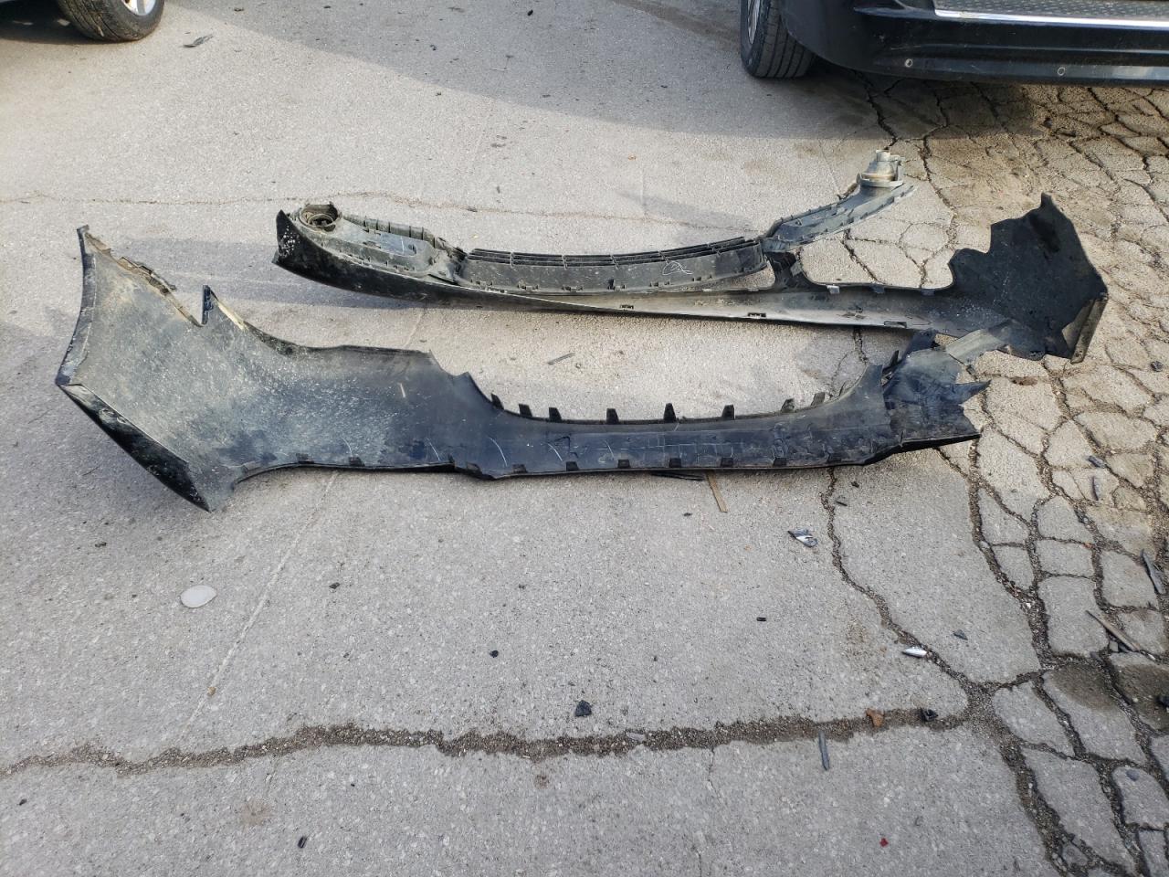 2013 Chrysler Town & Country VIN 2C4RC1CG1DR737720 Copart auction photo, front end damage thumbnail 13